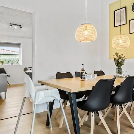 بيت للعطل Pet Friendly In Sydals With Wifi